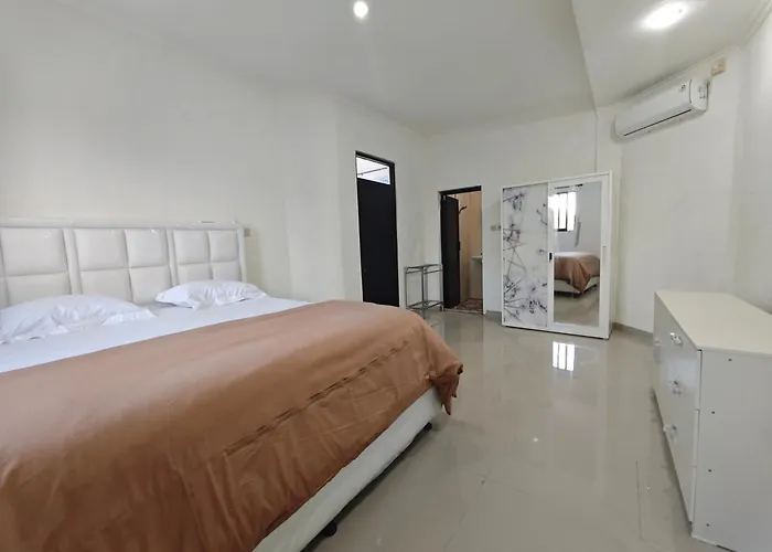 Villa Dongsoul - Three Bedrooms Legian