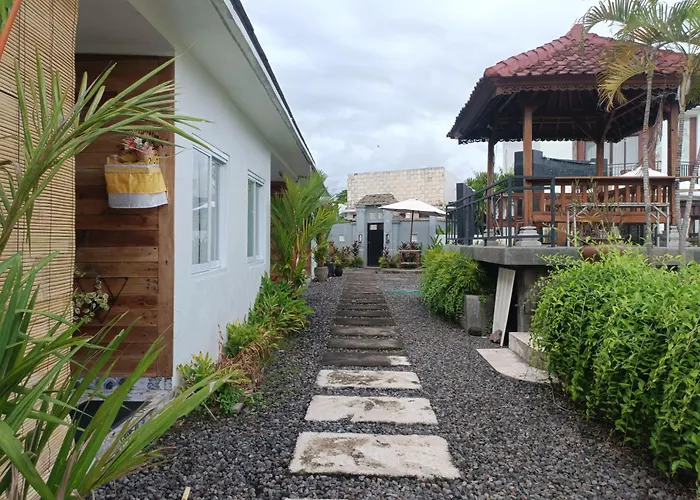 Dongsoul 2-story Villa Legian